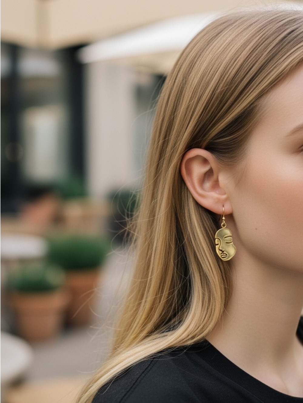 Gold Abstract Face Outline Earrings | Stylish and Artsy Look | Handmade NWT - Picture 6 of 9